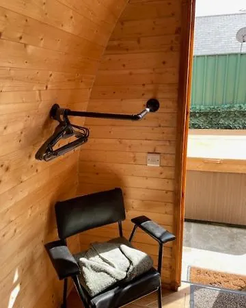 Arch Pod & Hot Tub * كارندوناه