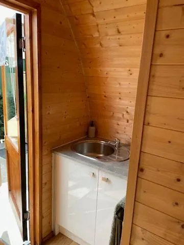 Arch Pod & Hot Tub 公寓 康多纳