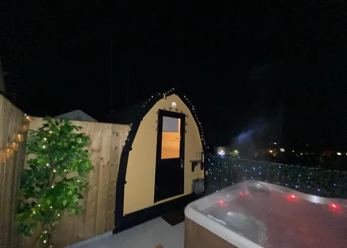 公寓 Arch Pod & Hot Tub